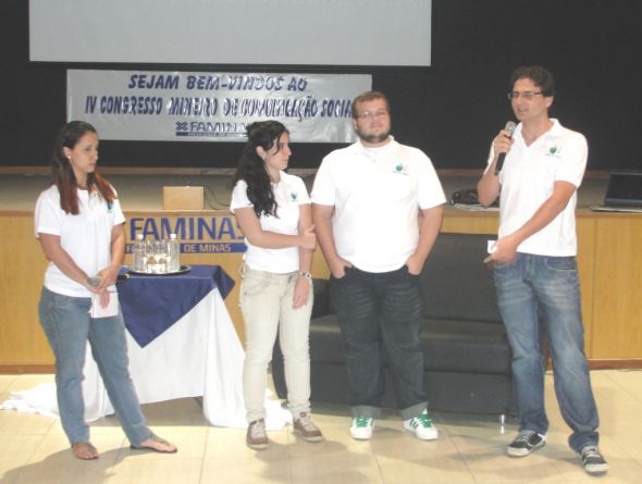 Alunos introduziram trabalhos de curso (PEX) junto aos participantes