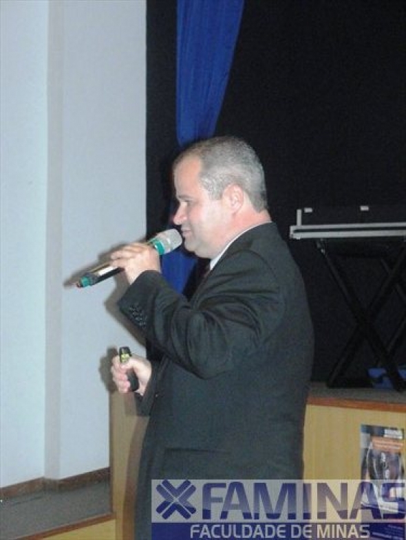 Valmir Rodrigues ministrou a palestra de abertura