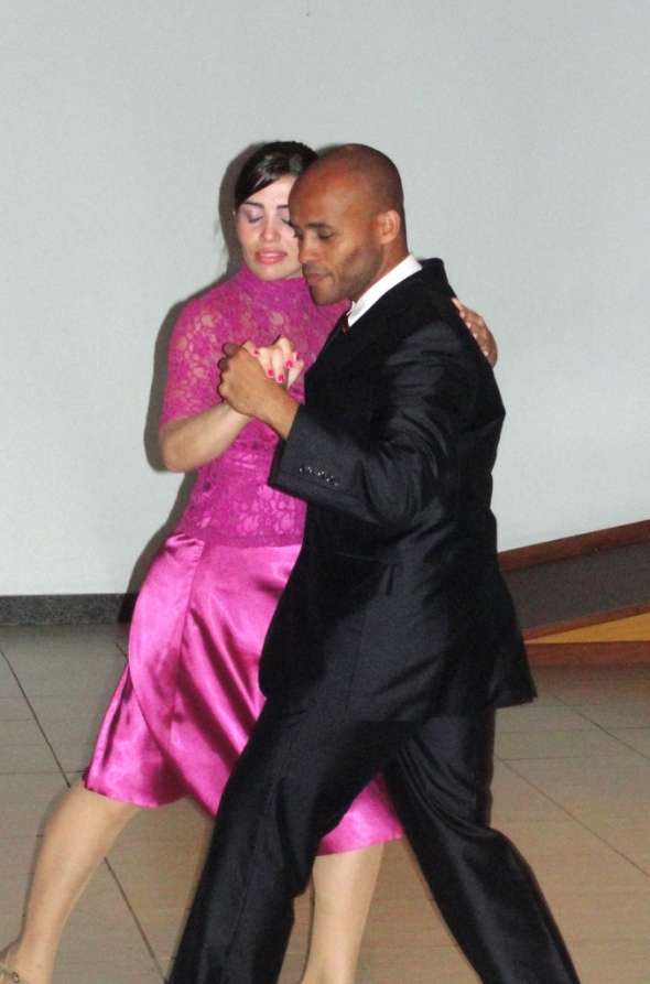 A dupla Mariana e Reginaldo no ritmo do tango