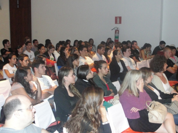 Estudantes de todos os períodos do curso estiveram presentes