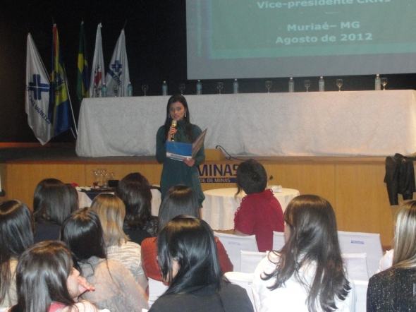 Coordenadora do curso de Nutrição, Denise Felix Quintão